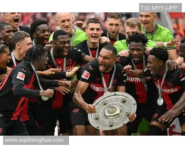 汉堡队冲出低谷,主场逼平劲敌勒沃库森